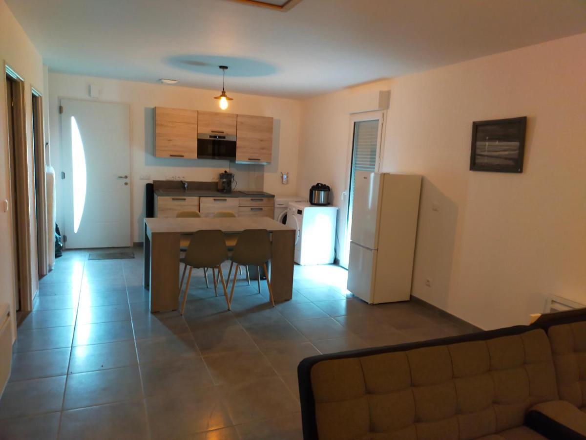 Vakantiehuis Maison Individuelle Neuve Plein Pied Avec Terrasse Et Jardin Clos 10minutes A Pied De La